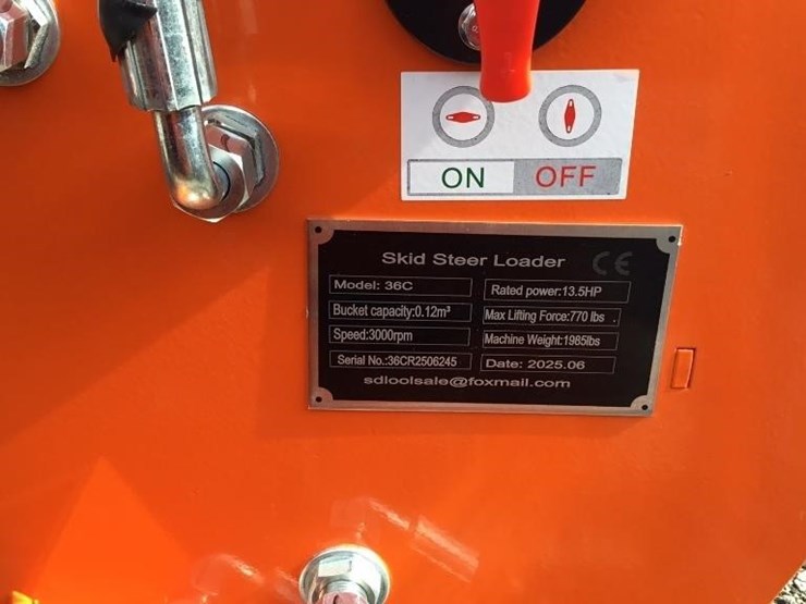 new-mms-skid-steer-loader-image-5