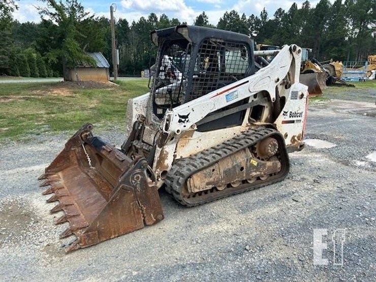 bobcat-t590-image-1