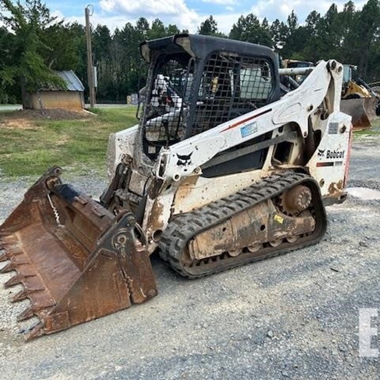 BOBCAT T590