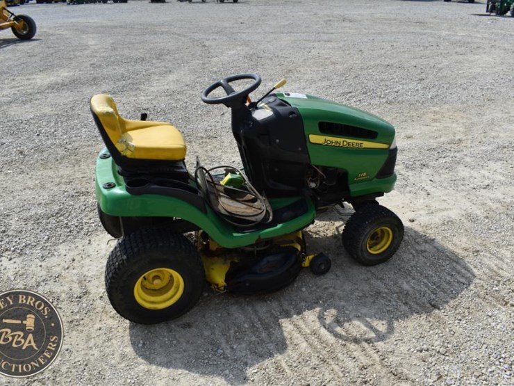 john-deere-115-image-10