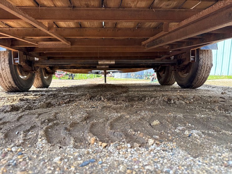2013-dressen-dct-83-inch-x-20ft-flatbed-trailer-image-24