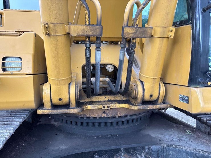 2004-caterpillar-345b-image-21