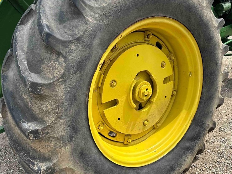 john-deere-r-image-13