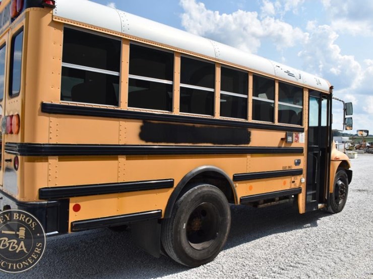 2012-ic-bus-ce-image-17