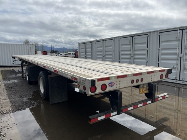 2019-utility-flatbed-image-4