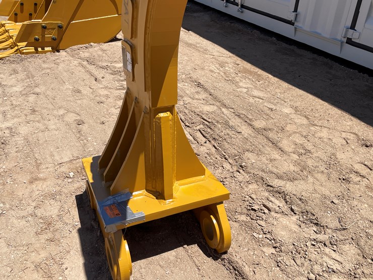 caterpillar-336-image-13