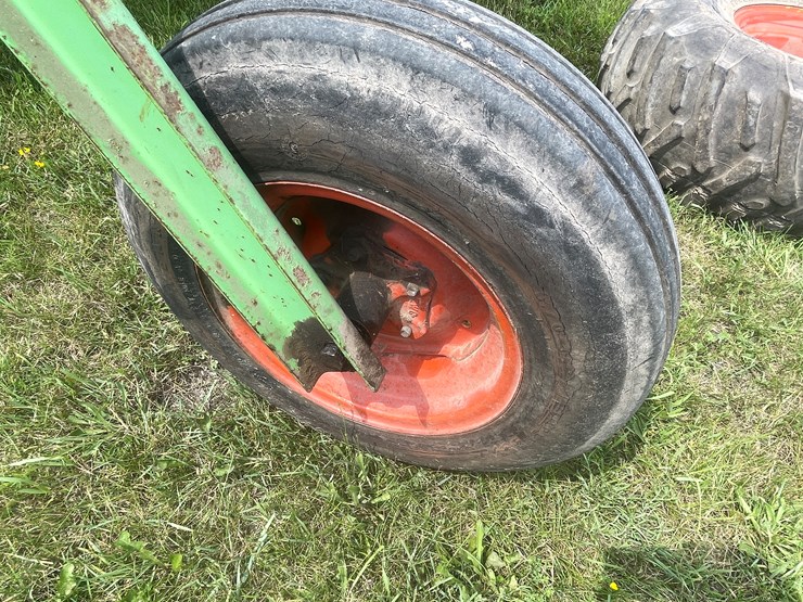 #1061-•-owatonna-260-swather-with-conditioner-image-60