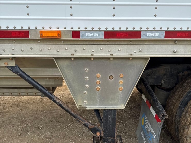 2011-wilson-grain-trailer-image-44
