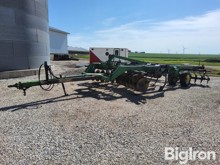john-deere-510-image-1