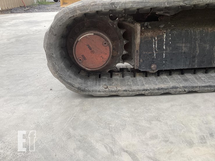 2015-caterpillar-305.5e2-cr-image-14