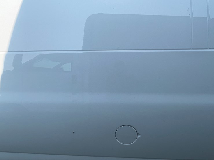#1033-•-2023-chevy-express-van-(has-wi-salvage-title)-image-21