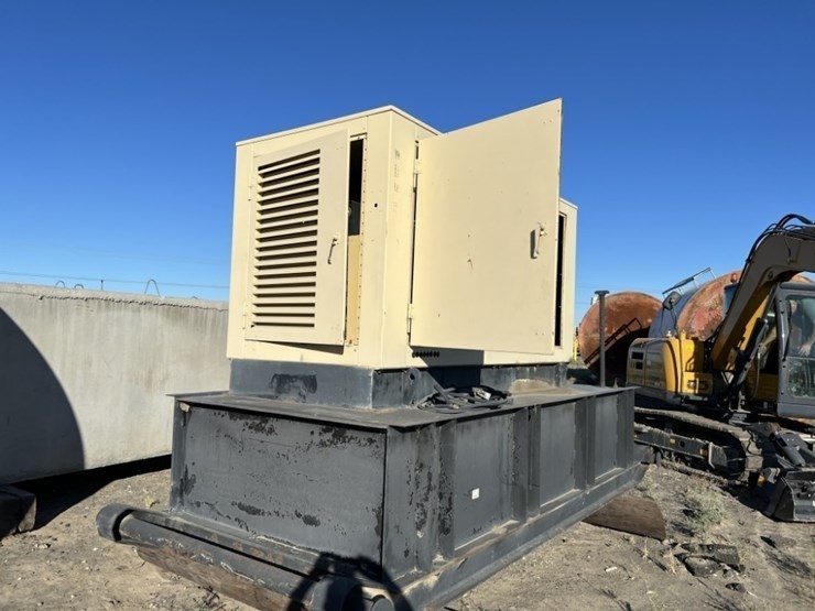 marathon-300kw-generator-image-2