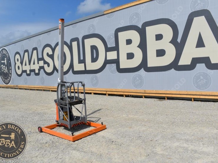 2012-jlg-fs80-image-8