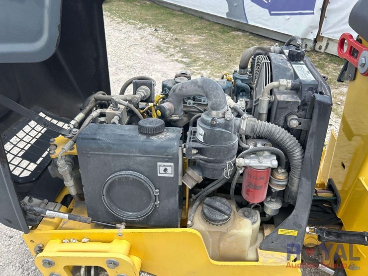 2017-bomag-bw90-image-7