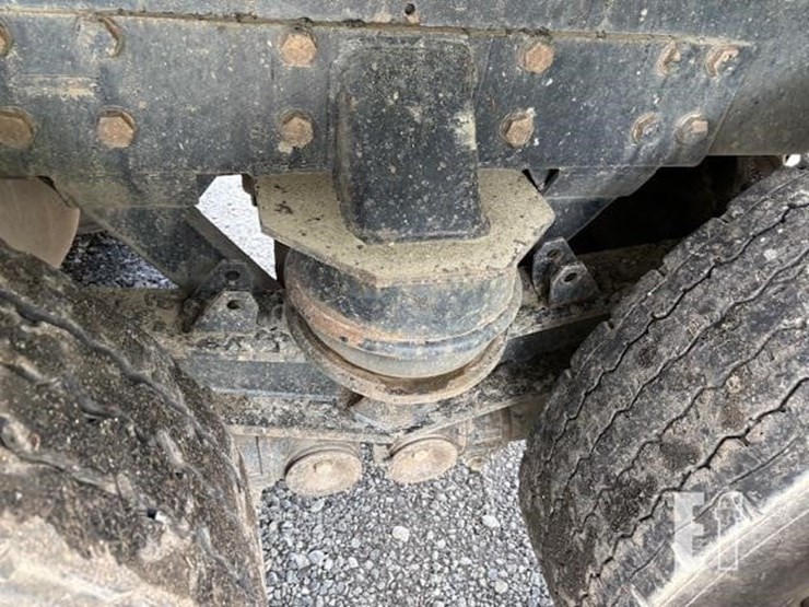 2006-kenworth-t800-image-32