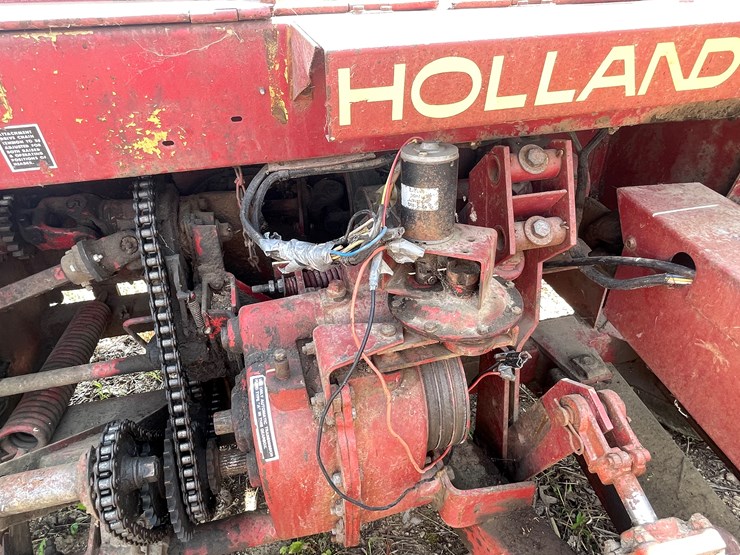#1066-•-sperry-new-holland-892-chopper-(arcadia,-wi)-image-34