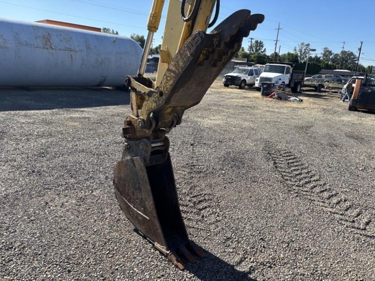 kobelco-sk70sr-1e-image-10