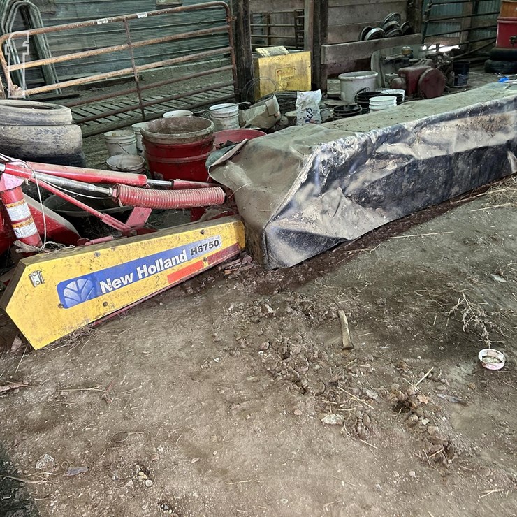 2018 NEW HOLLAND H6750