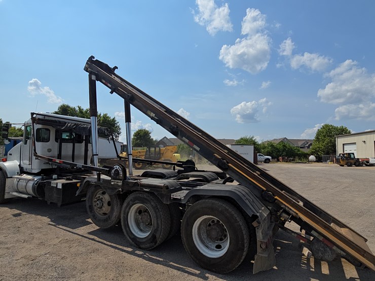 2012-kenworth-t800-image-164