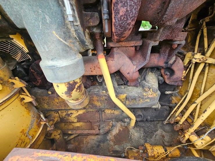 caterpillar-d7-image-22