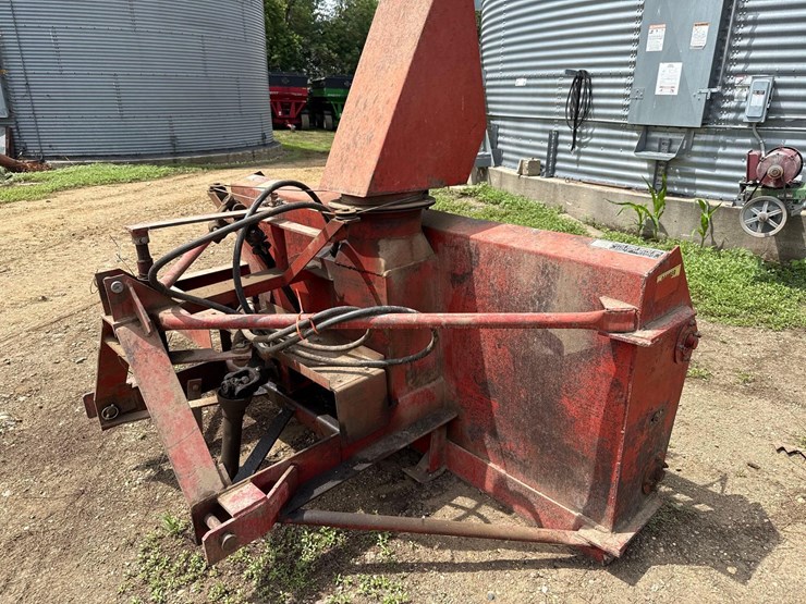 schweiss-7ft-3pt-snowblower-image-4