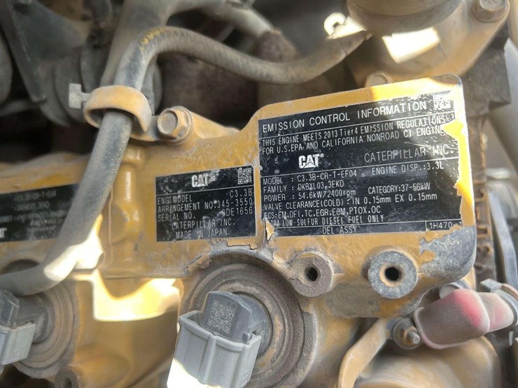 2014-caterpillar-257d-image-17