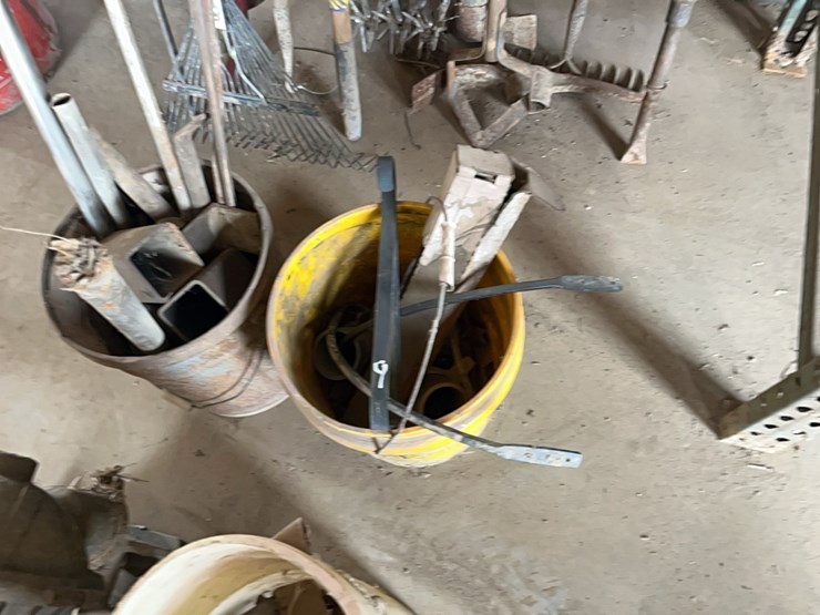 misc-bolts-&-fittings-support-equipment-image-1