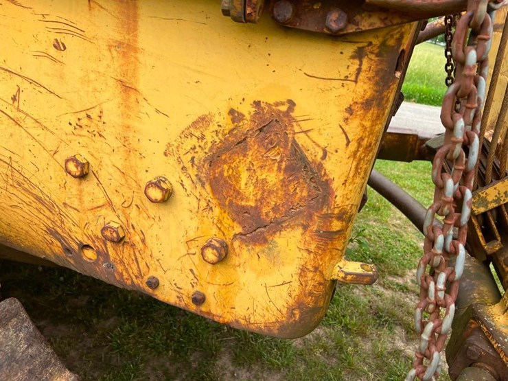 caterpillar-d7-image-90
