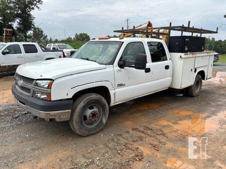 2005-chevrolet-3500-image-1
