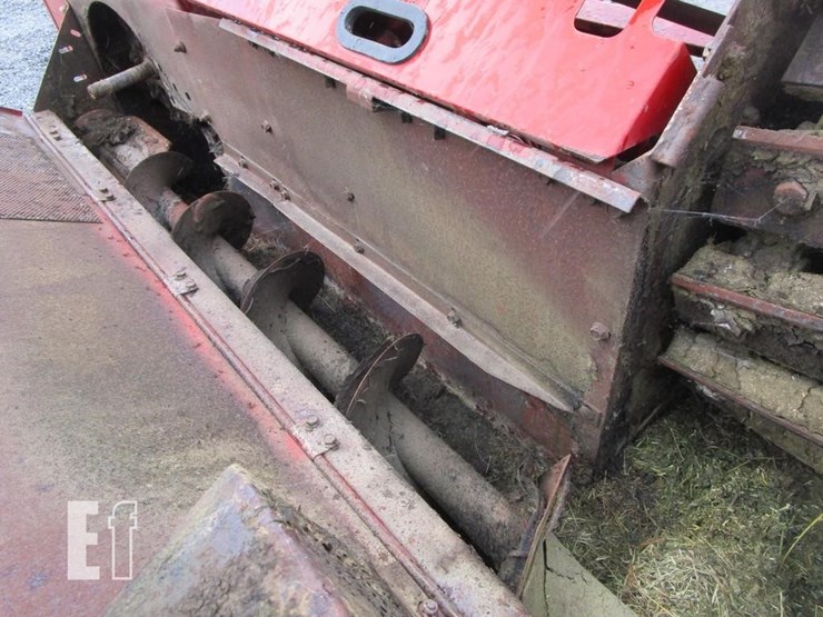 new-holland-900-image-8