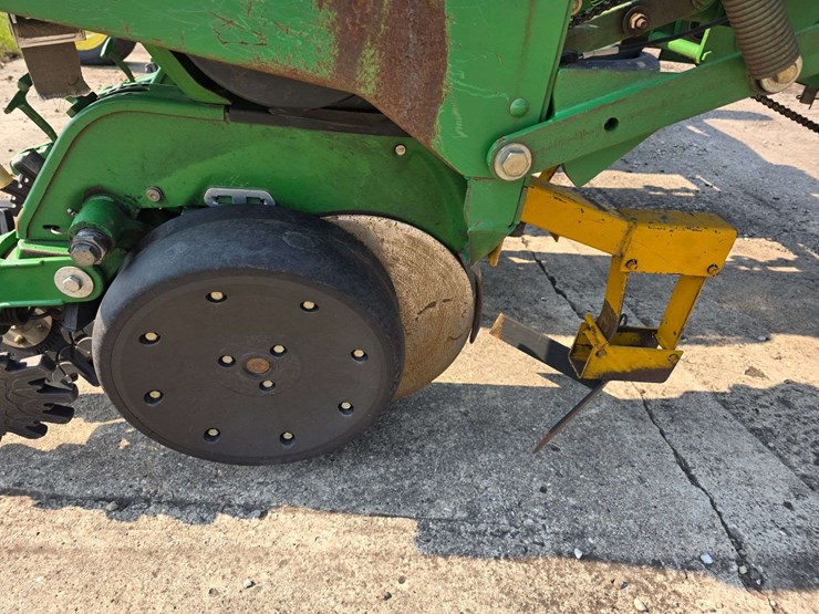 john-deere-1710-image-9