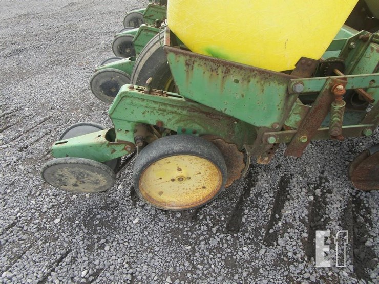 john-deere-7000-image-4