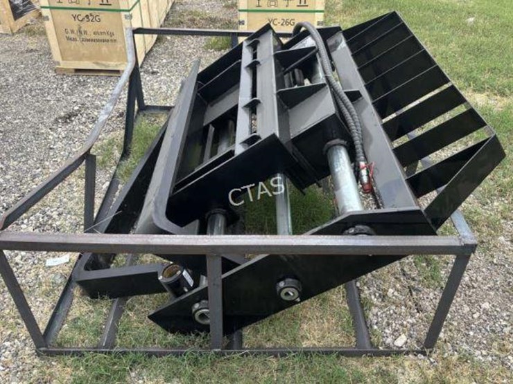 #85-•-forklift-forks-image-2
