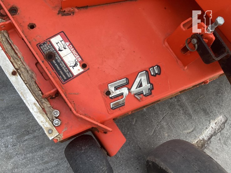 2016-kubota-z125s-image-11
