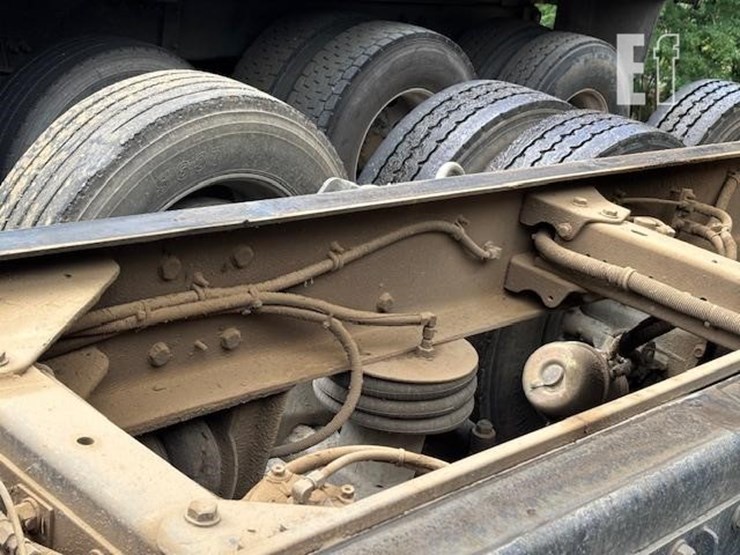 2006-kenworth-t800-image-33