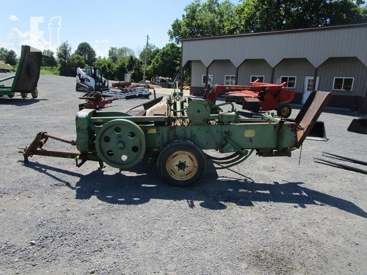 john-deere-24t-image-6