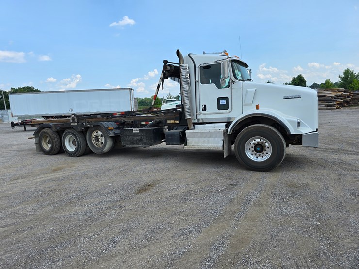 2012-kenworth-t800-image-57