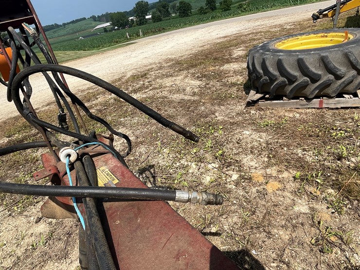 #1066-•-sperry-new-holland-892-chopper-(arcadia,-wi)-image-27