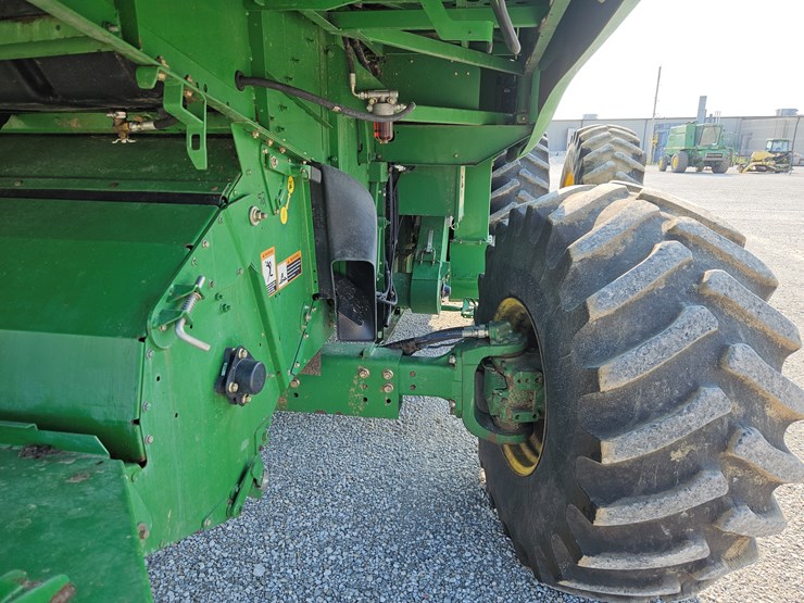 2008-john-deere-9670-sts-image-22