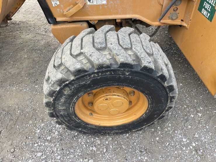 2013-case-580sn-image-3
