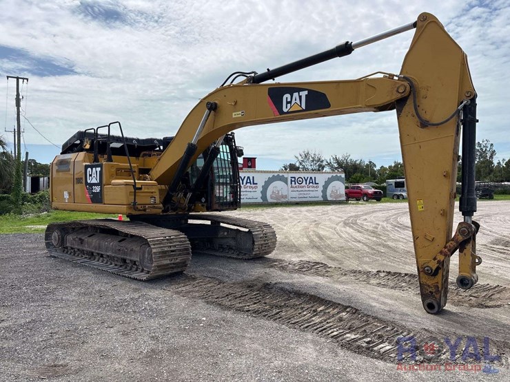 2017-caterpillar-326fl-image-2