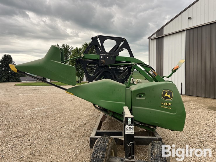 2004-john-deere-630f-image-8