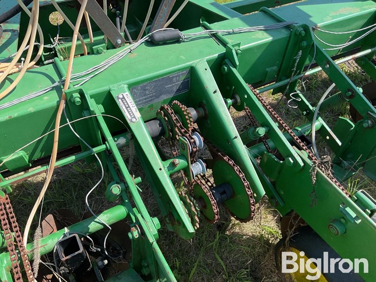 john-deere-7000-image-17