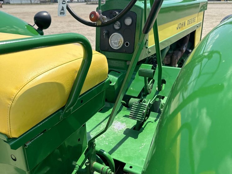 john-deere-620-image-10