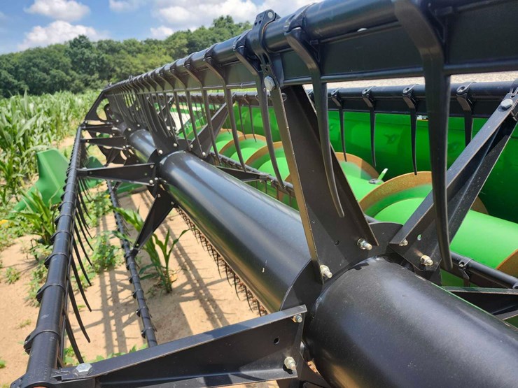 2014-john-deere-635f-grain-head-image-7