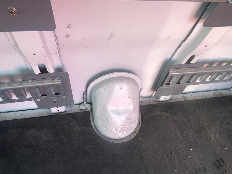 #1033-•-2023-chevy-express-van-(has-wi-salvage-title)-image-68