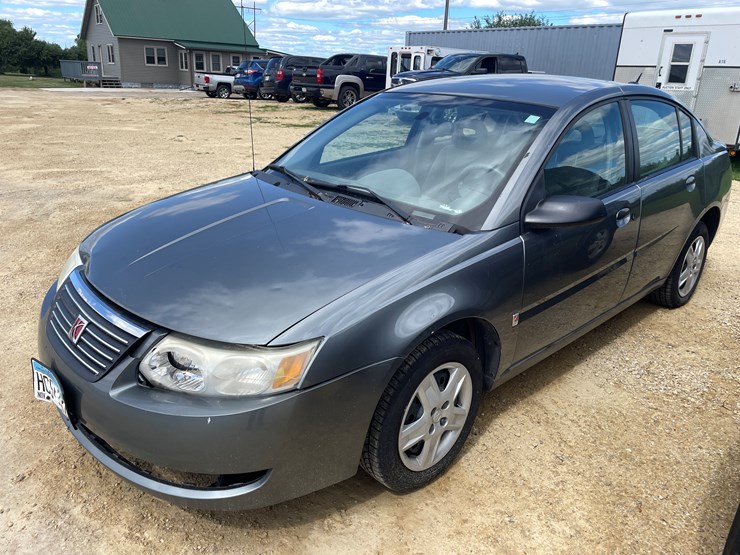 #1044-•-2006-saturn-ion-(has-mn-title)-image-1