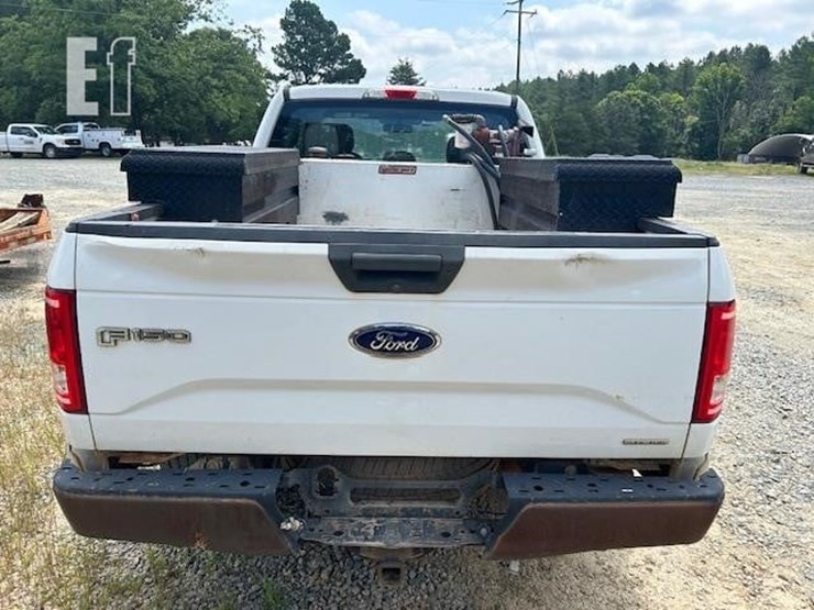2016-ford-f150-image-5