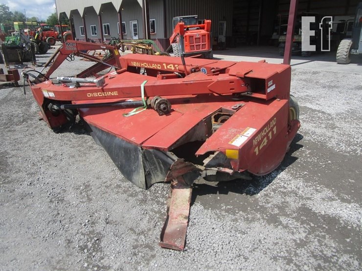 new-holland-1411-image-3