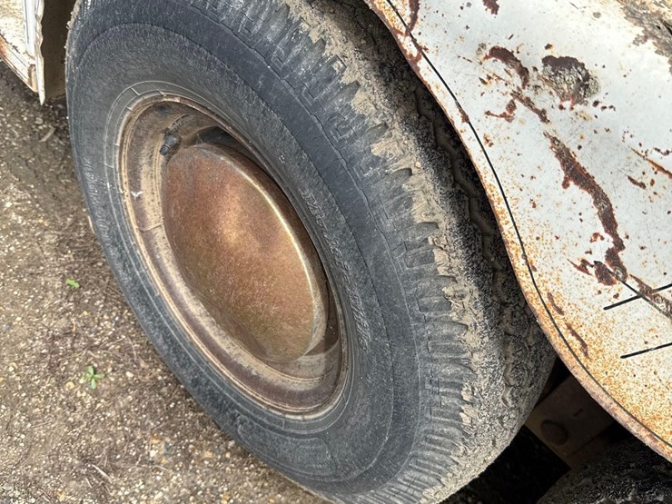 7ft-x-22ft-show-me-livestock-trailer-image-34